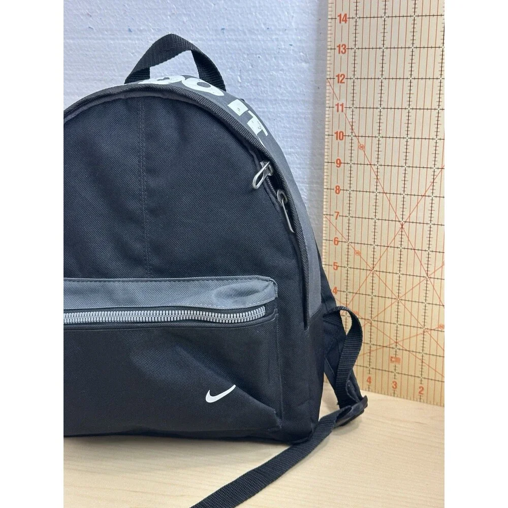 Nike pre owned